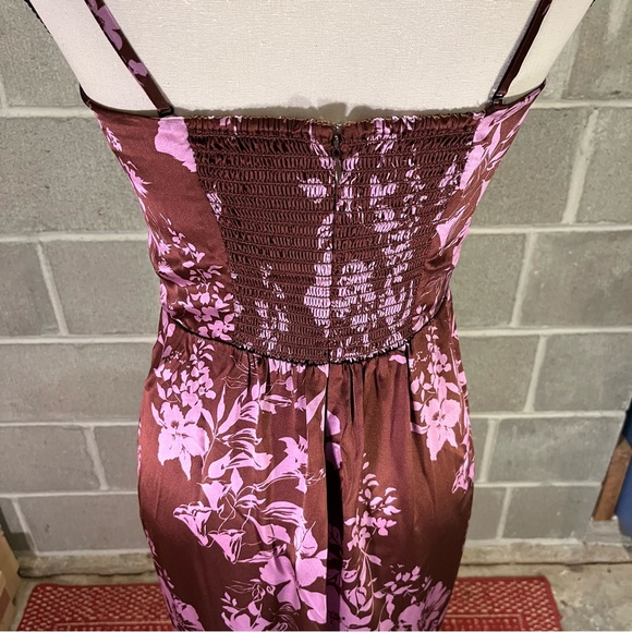 Reformation Oaklie silk dress. - Picture 6 of 14